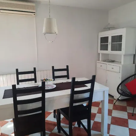 Apartman Ideal فونتانا